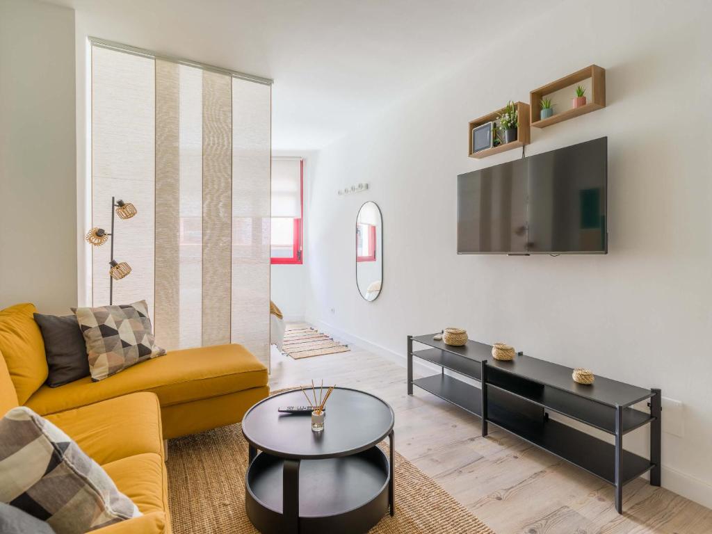 Bello estudio cerca Playa de las Canteras, con ascensor BT1B