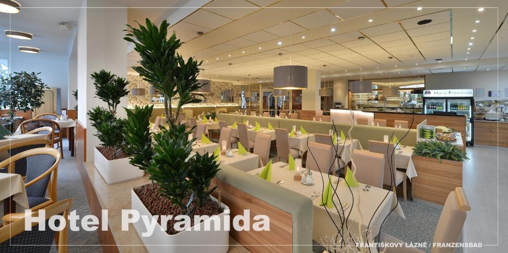 Restaurace v ubytování Lázeňský hotel Pyramida