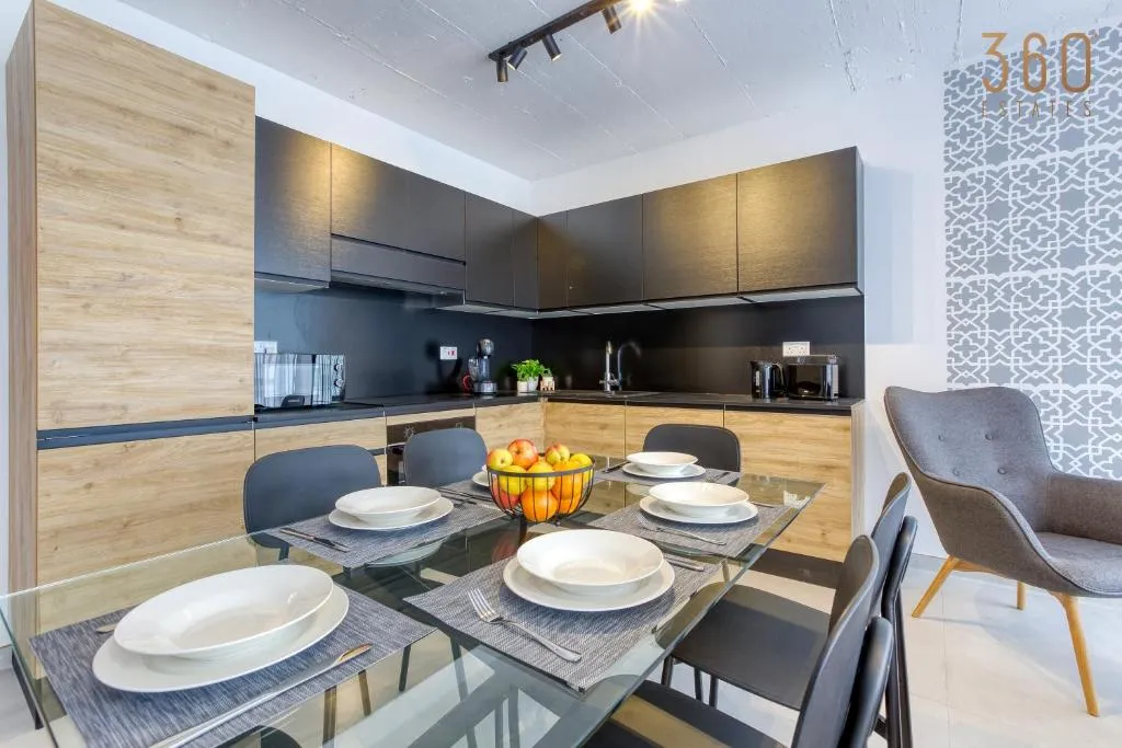 Plan Court Seaside Suites in Qawra by 360 Estates