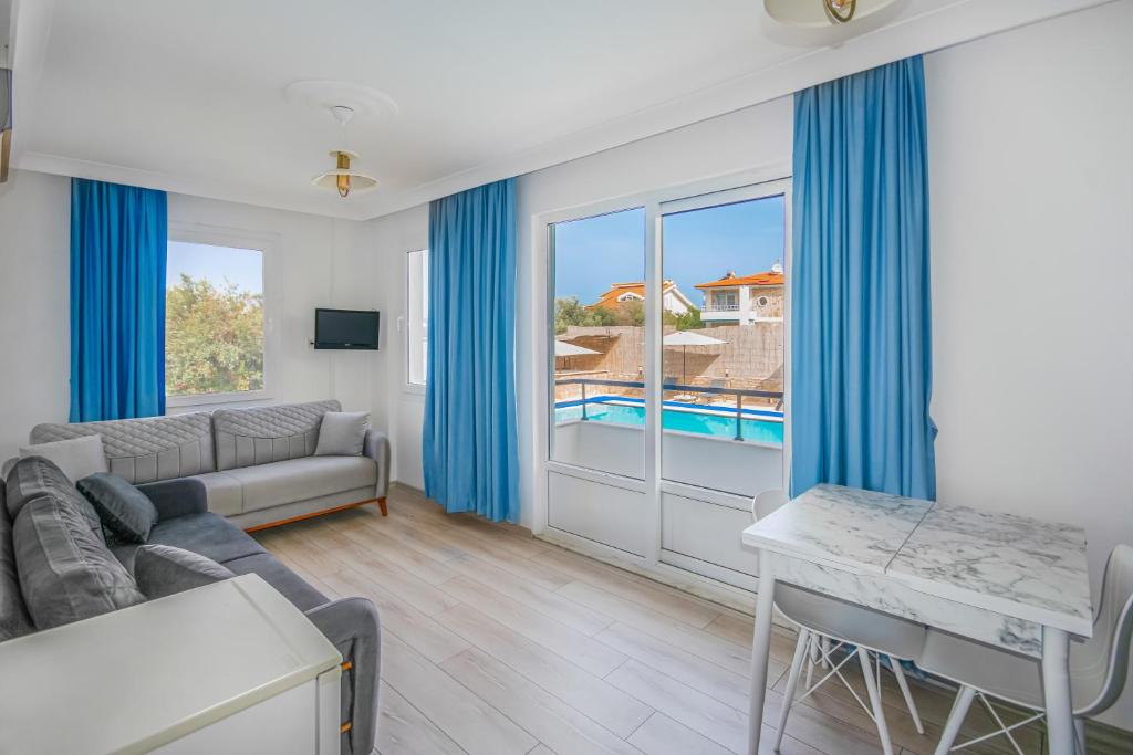 Posezení v ubytování Özgüm Suite Otel