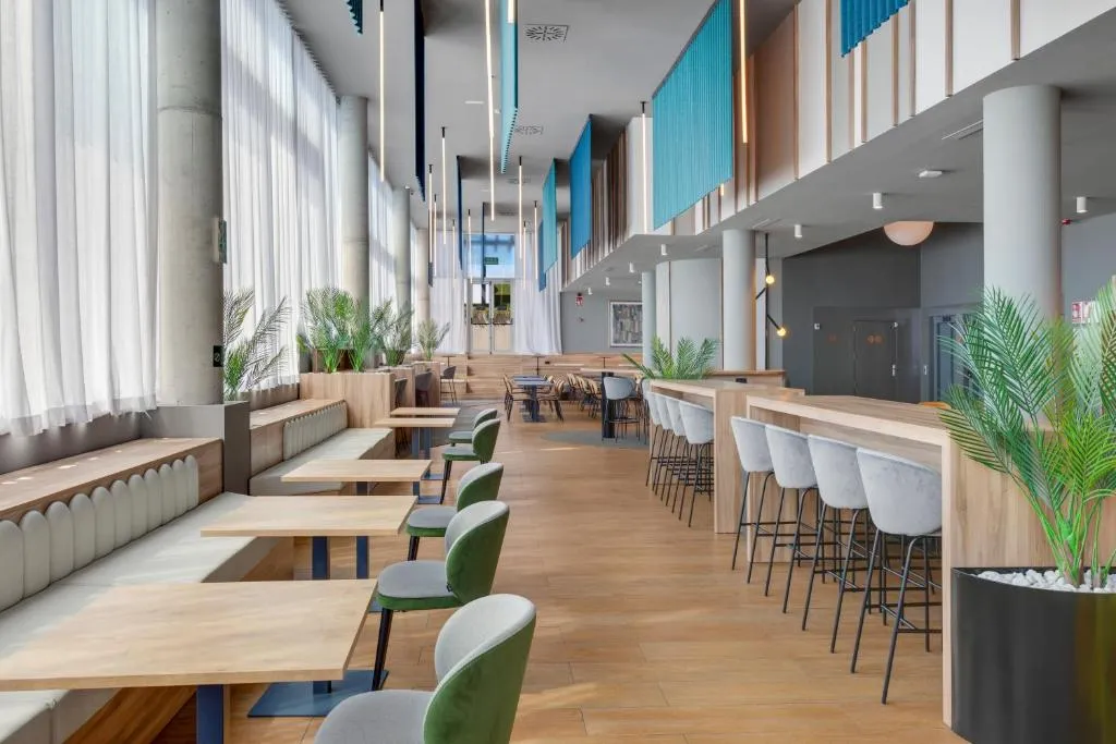B&B HOTEL Barcelona Viladecans near Las Ramblas