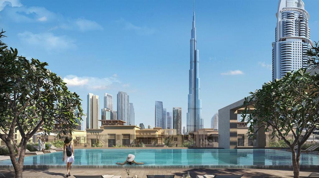 Bazén v ubytování EDEN'S Homes & Villas - Burj Royale nebo v jeho okolí