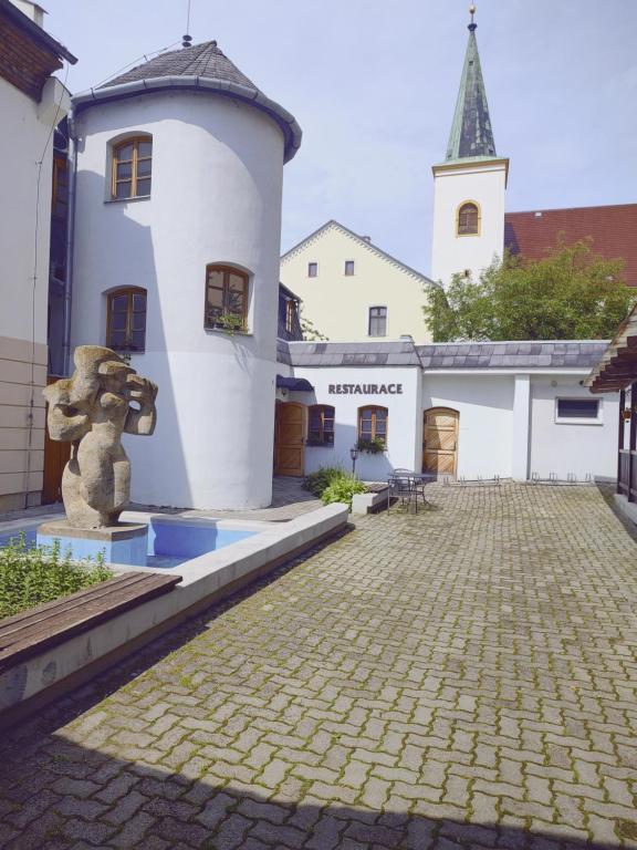 Hoone, kus külalistemaja asub
