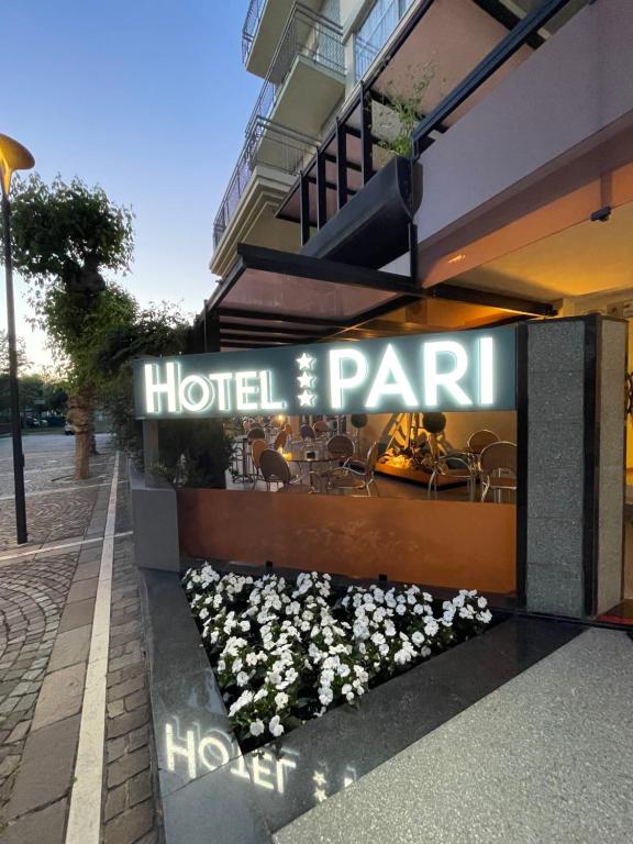 Certifikát, hodnocení, plakát nebo jiný dokument vystavený v ubytování Hotel Pari