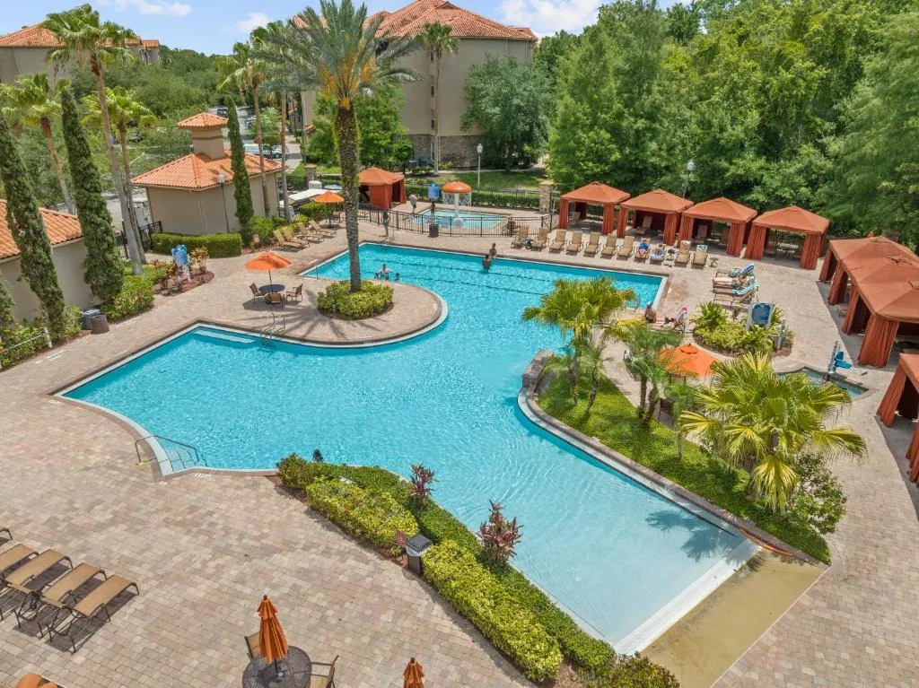 Near Disney w/ pool-3BR/2BA-Spacious & Cozy Condo