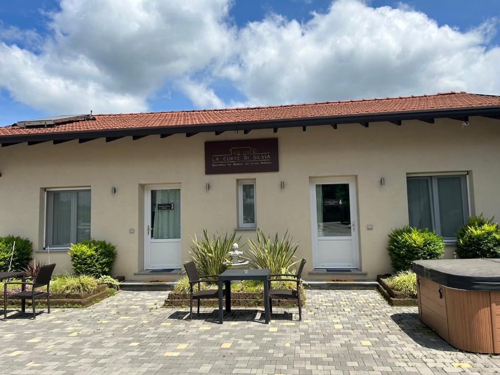 La corte di Silvia - Appartement - Begane Grond