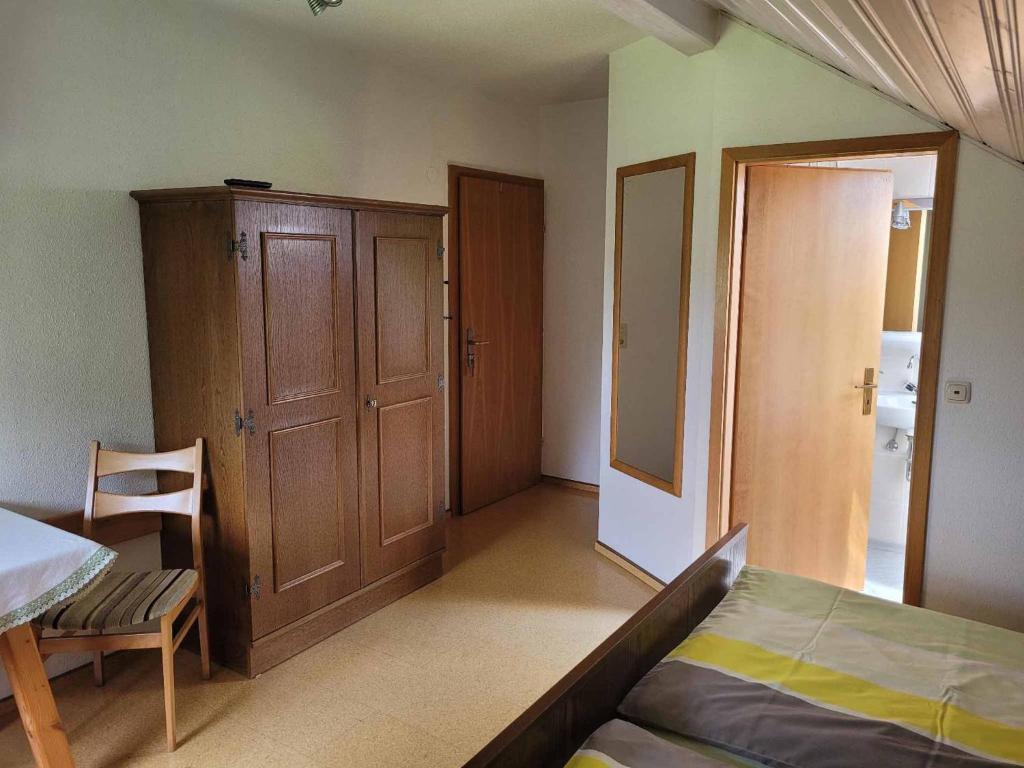 Postel nebo postele na pokoji v ubytování Haus Resi