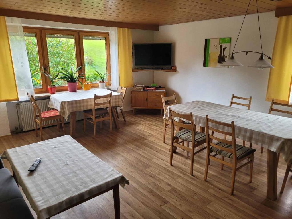 TV a/nebo společenská místnost v ubytování Haus Resi