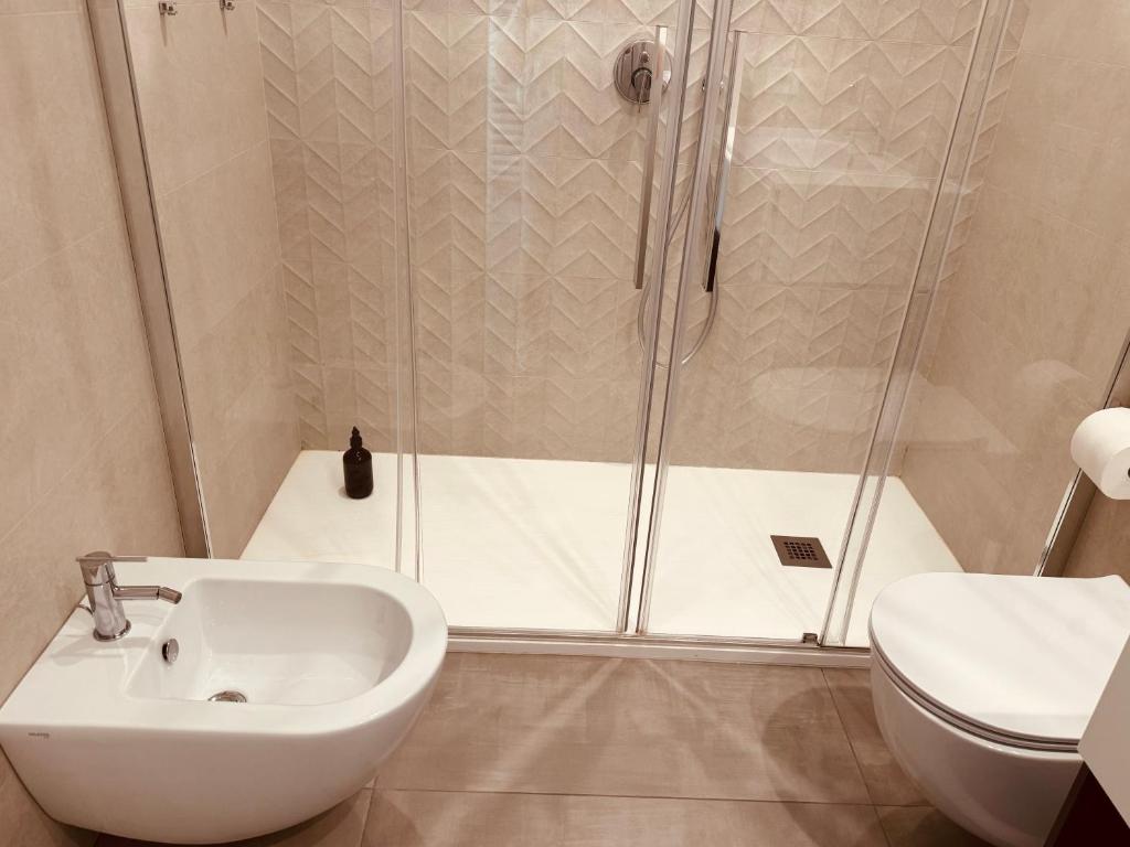 Marisabella Suite 9的一间浴室