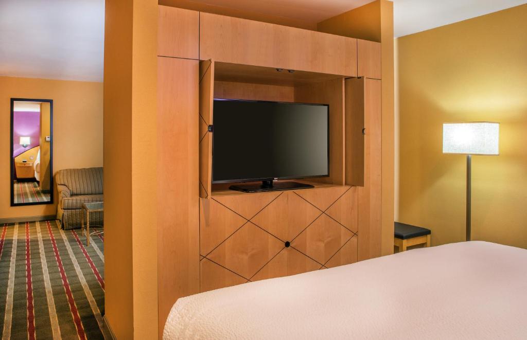 Pier 5 Hotel Baltimore - King Studio