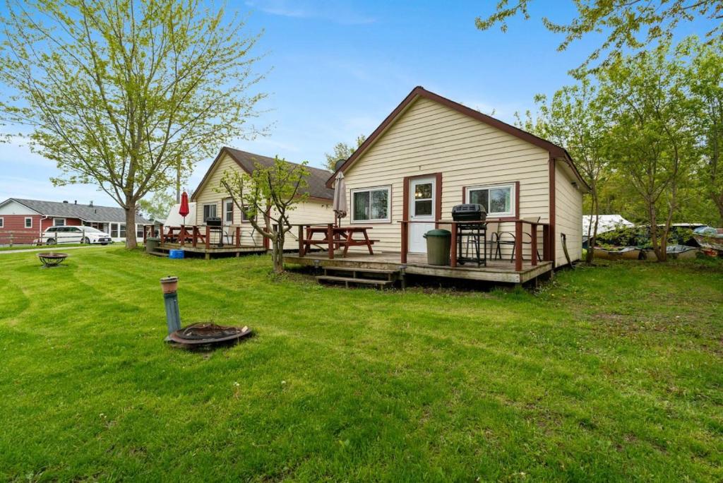 Enjoy The Outdoors at Rice Lakes, Bailieboro (updated prices 2024)