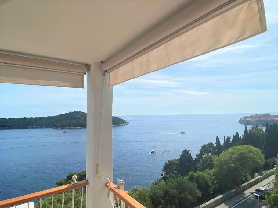 Galería fotográfica de Sarah-sea view apartment in center en Dubrovnik