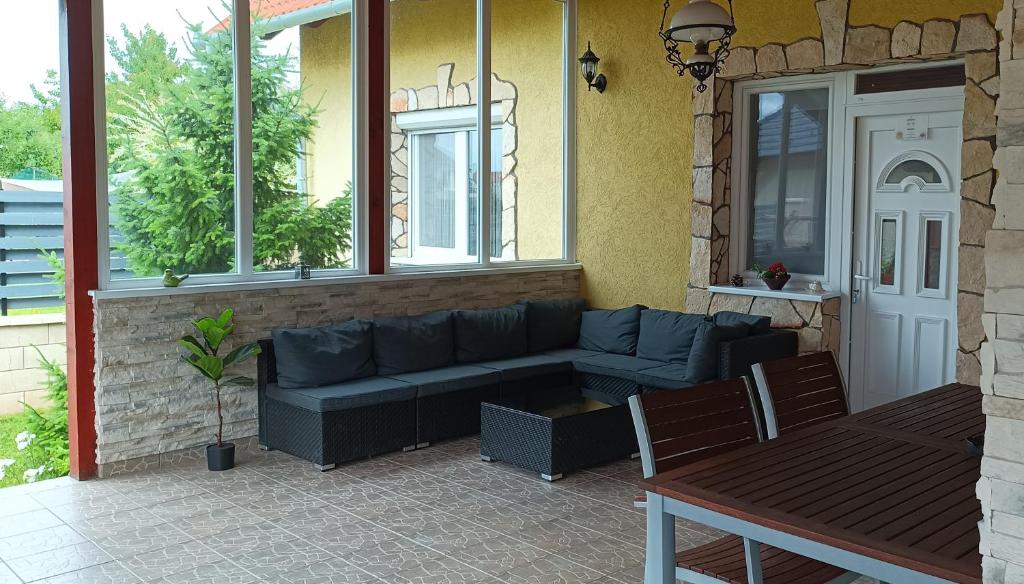 Balkón alebo terasa v ubytovaní Barackos Apartman