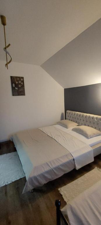 Galeriebild der Unterkunft Jurašić Popović in Ogulin