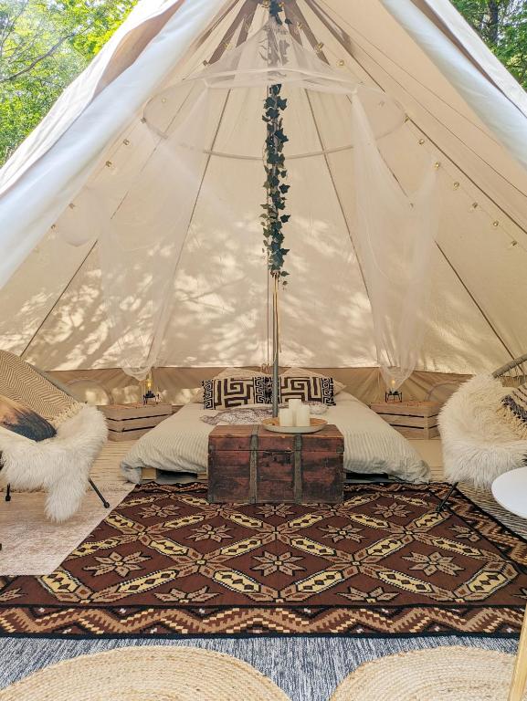 Fotografie z fotogalerie ubytování Glamping Grindhuset v destinaci Helgeroen