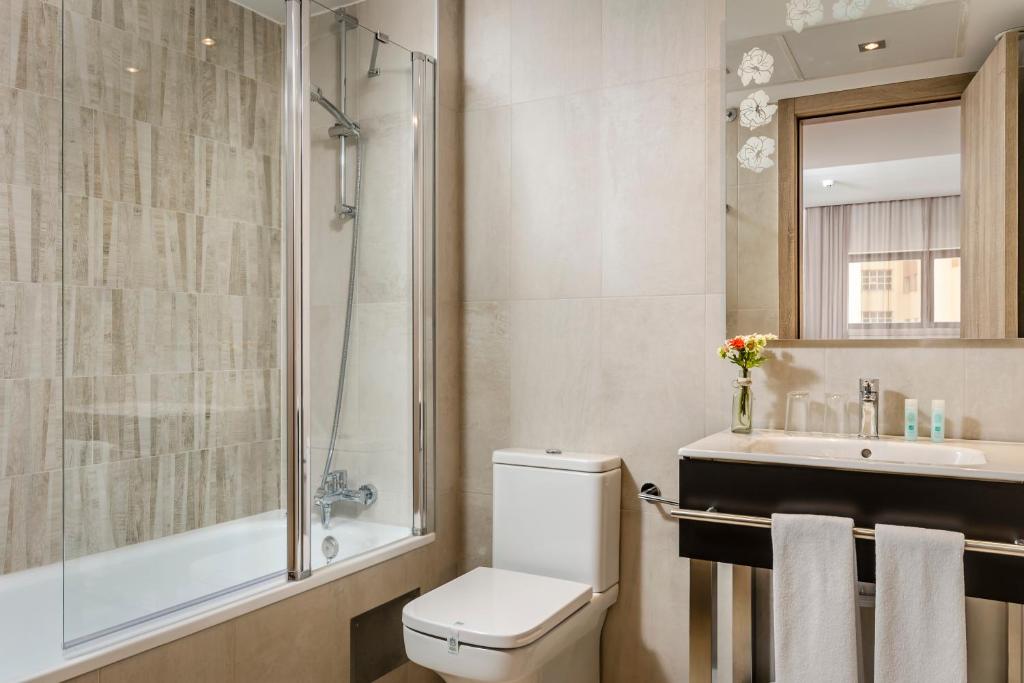 Koupelna v ubytování Hotel Civera