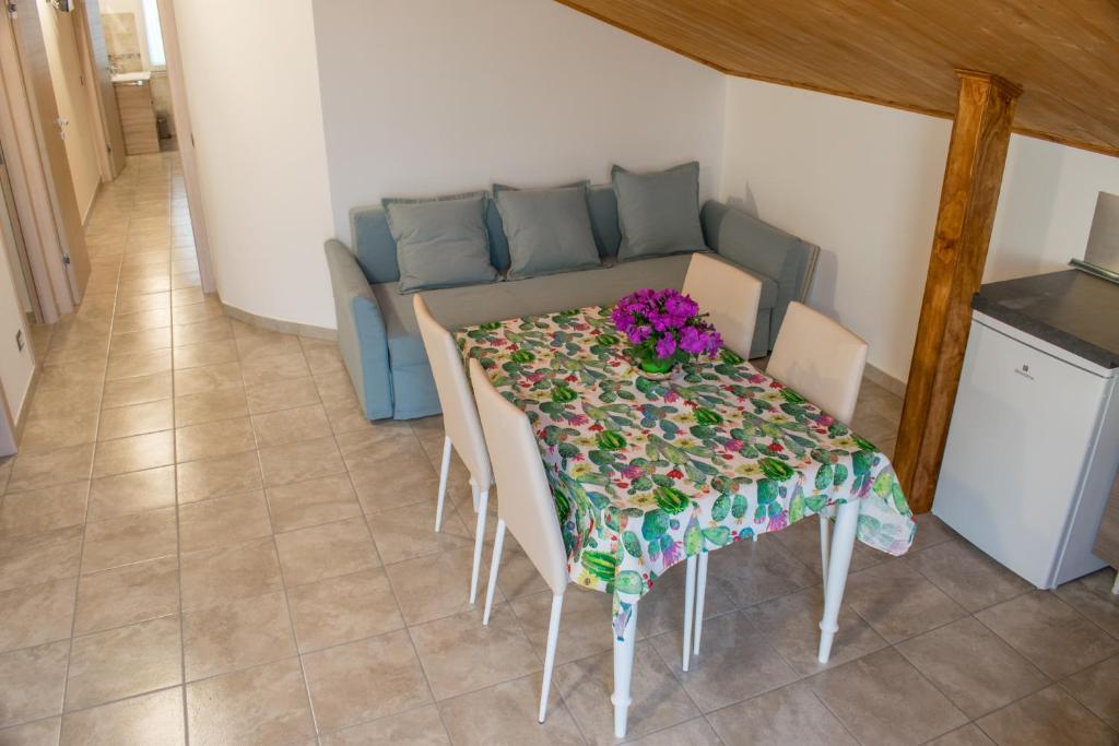 Kuchyň nebo kuchyňský kout v ubytování Casa Genisi