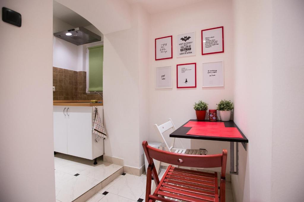 Zdjęcie z galerii obiektu eazZynight Center Apartment w Zagrzebiu