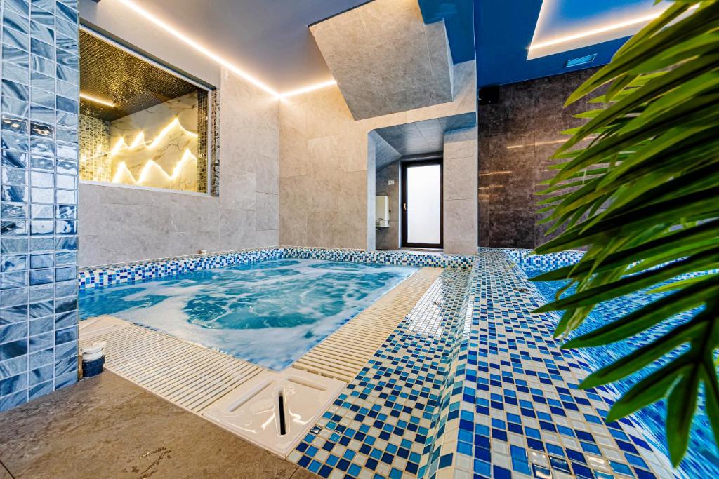 Bazén v ubytování Diamond Resort Black nebo v jeho okolí