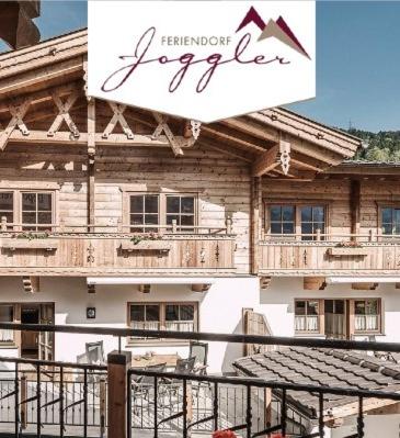 Balkón alebo terasa v ubytovaní Feriendorf Joggler - Chalets nahe der Gondel