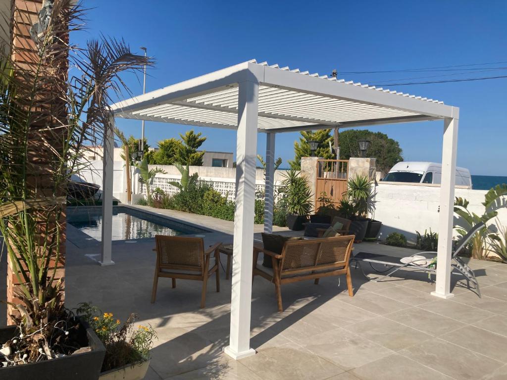 Balkón nebo terasa v ubytování Villa frente al mar