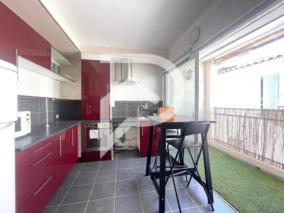 Photo de la galerie de l'établissement Appartement P2 - Centre ville, au Grau-du-Roi