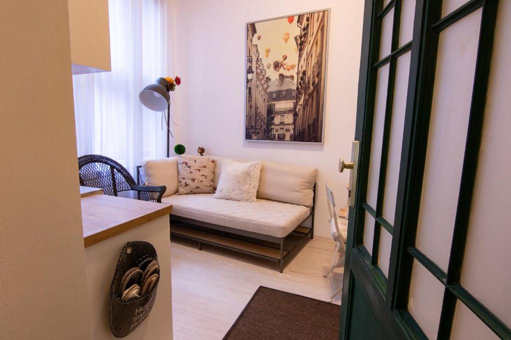 Posedenie v ubytovaní Junior Orange Apartment next to Danube