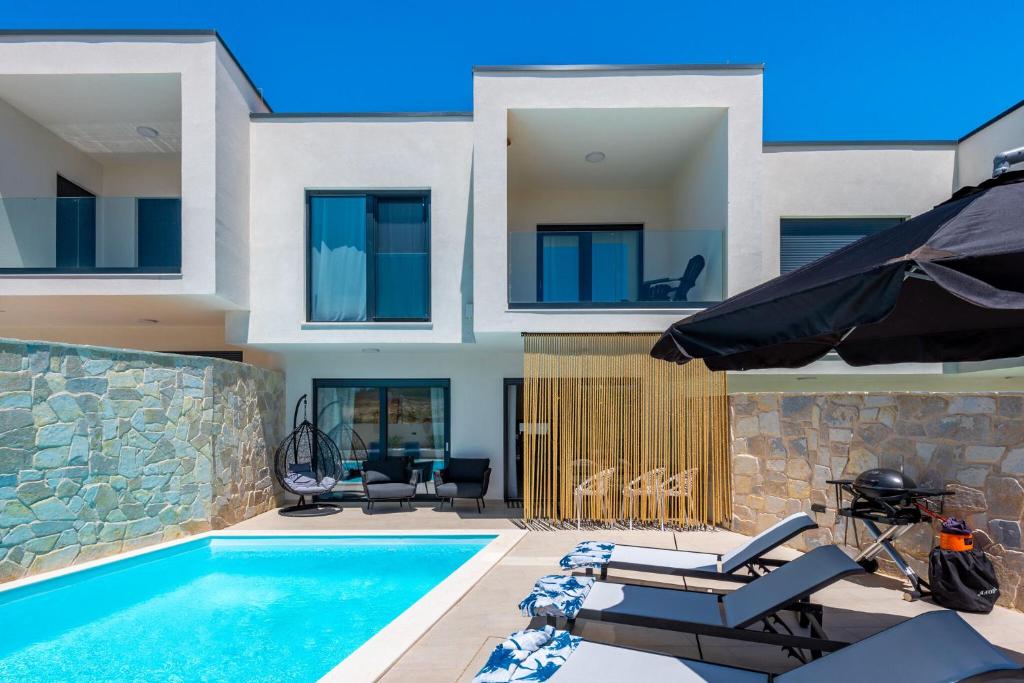 Villa Navy Lemon