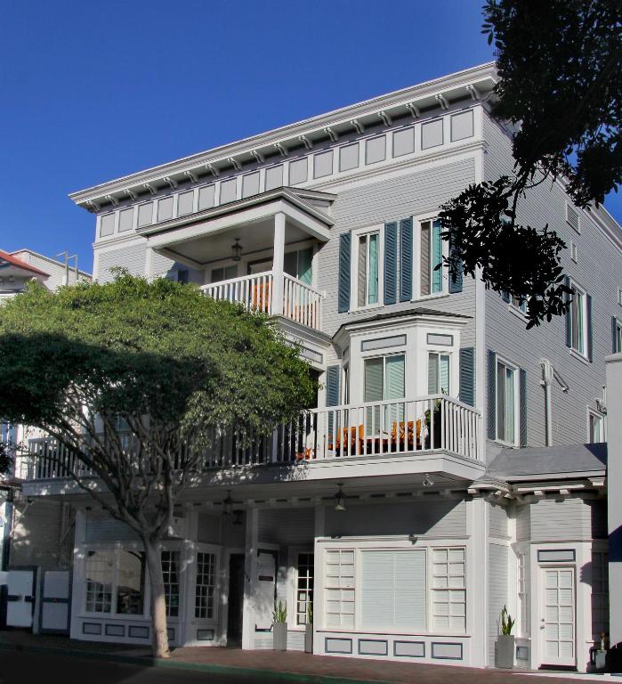 Catalina Island Inn photo