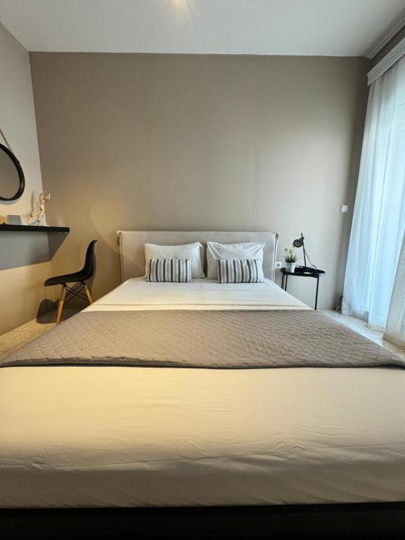 Łóżko lub łóżka w pokoju w obiekcie Top Line & Modern Apartments in Ioannina