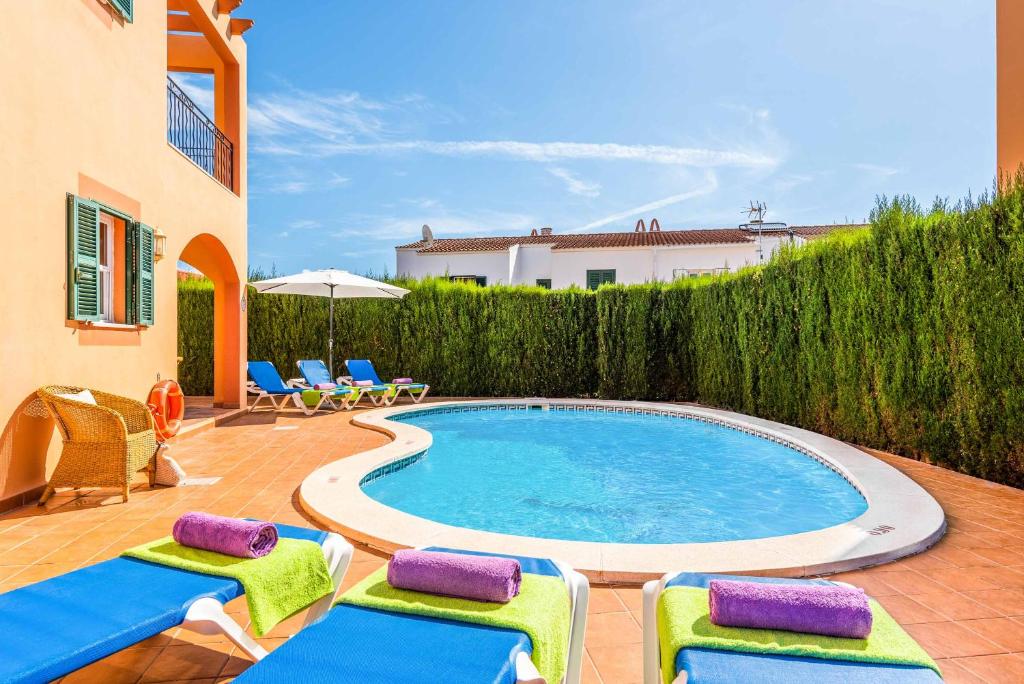 Bazén v ubytování Villa Marcolis Playa nebo v jeho okolí