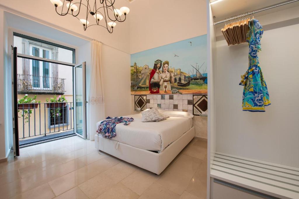 Hotel Antica Repubblica in the historical center 2 minutes away,at 170mt, from the Sea photo
