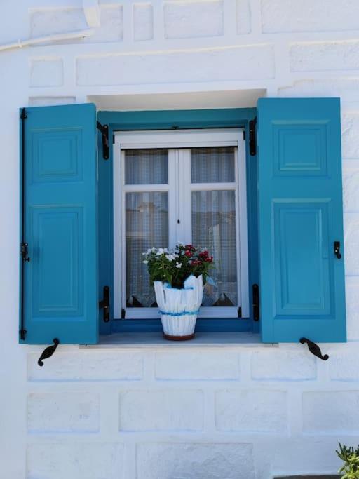Fotografie z fotogalerie ubytování Nianiari house v destinaci Kimolos