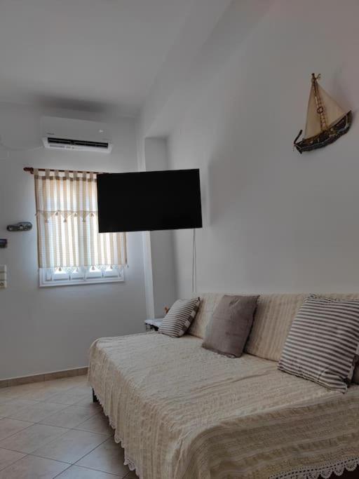 Postel nebo postele na pokoji v ubytování Nianiari house
