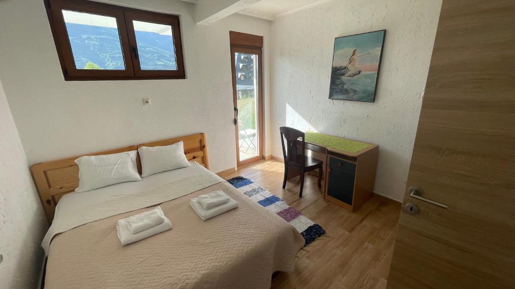 Postel nebo postele na pokoji v ubytování Visitor Yard