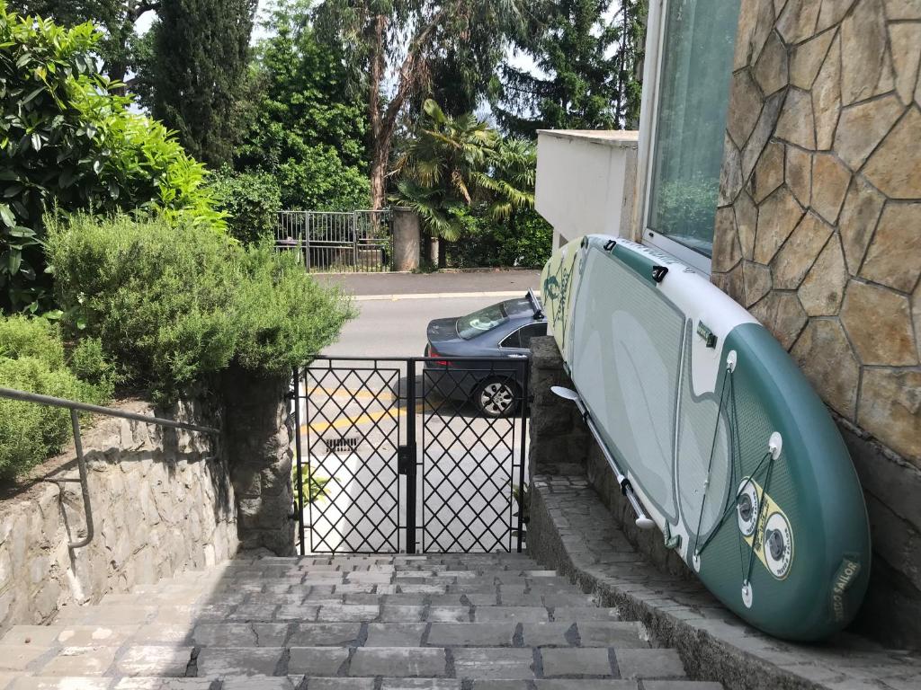 Zdjęcie z galerii obiektu Premium Apartments Punta Kolova w mieście Opatija