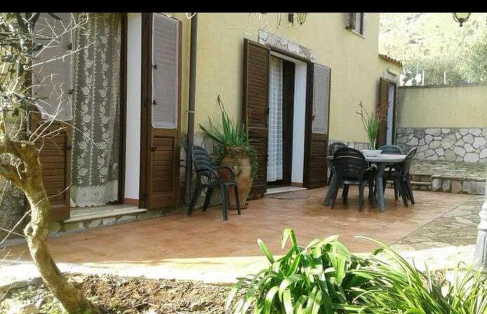 Fotografie z fotogalerie ubytování Villa paradiso v destinaci Castellammare del Golfo