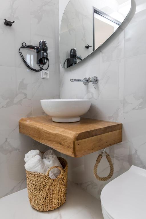 Alenor City Hotel - 7