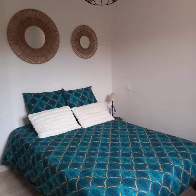 Postel nebo postele na pokoji v ubytování Chambre tout confort