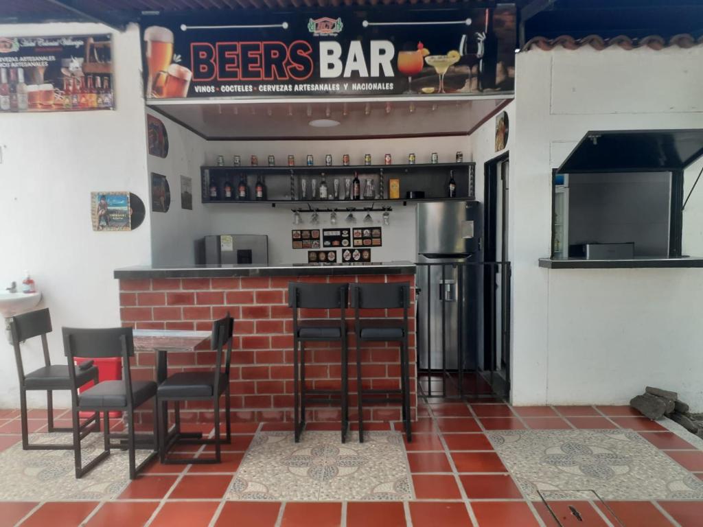 Lounge nebo bar v ubytování Hotel Colonial Villavieja