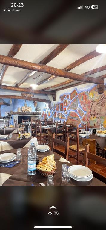 Restaurace v ubytování Is Cubas