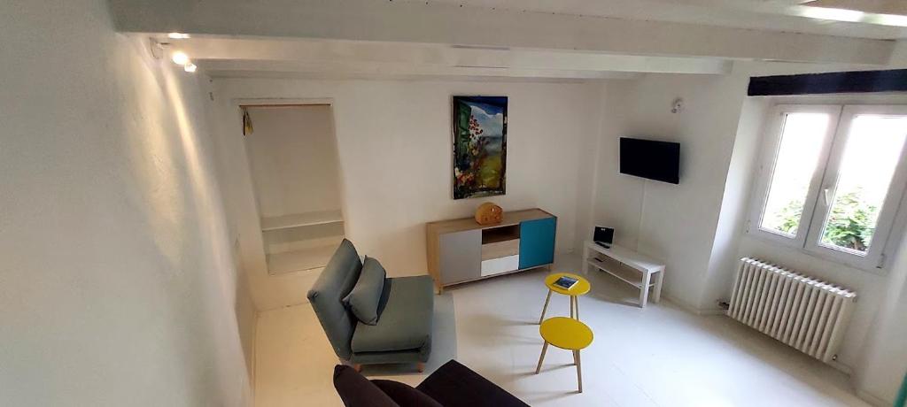 TV a/nebo společenská místnost v ubytování Casa Colore