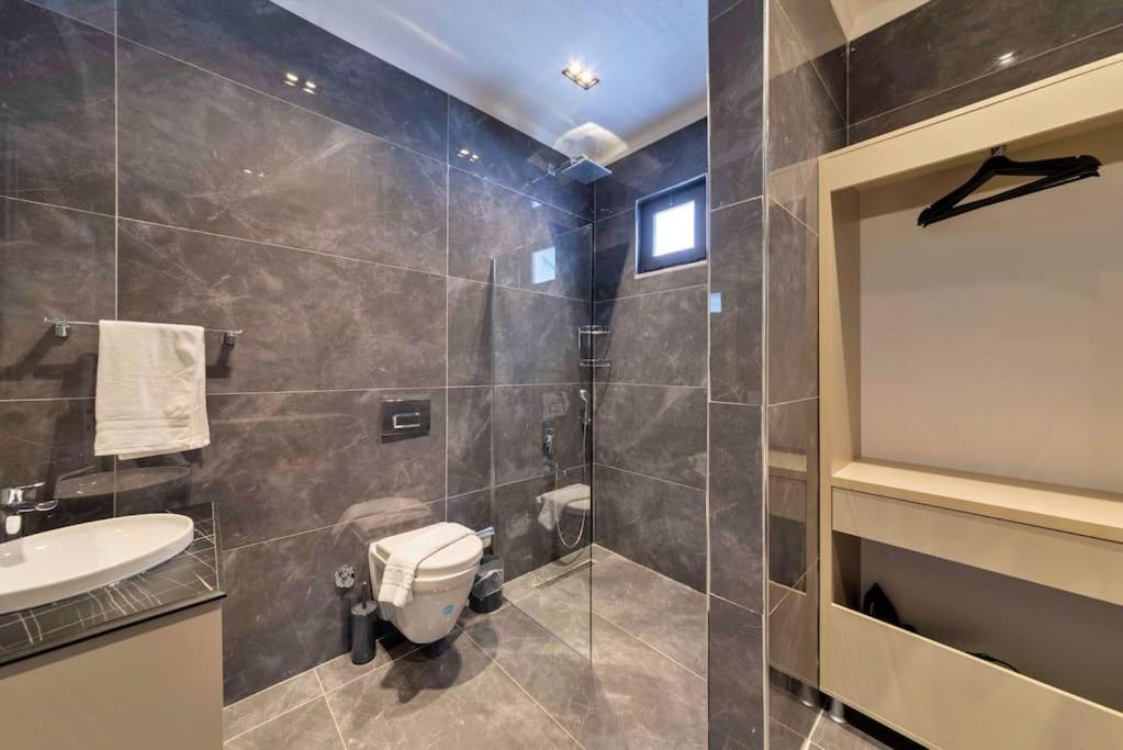 Koupelna v ubytování Lüks Ve Benzersiz Villa Fıroza 3