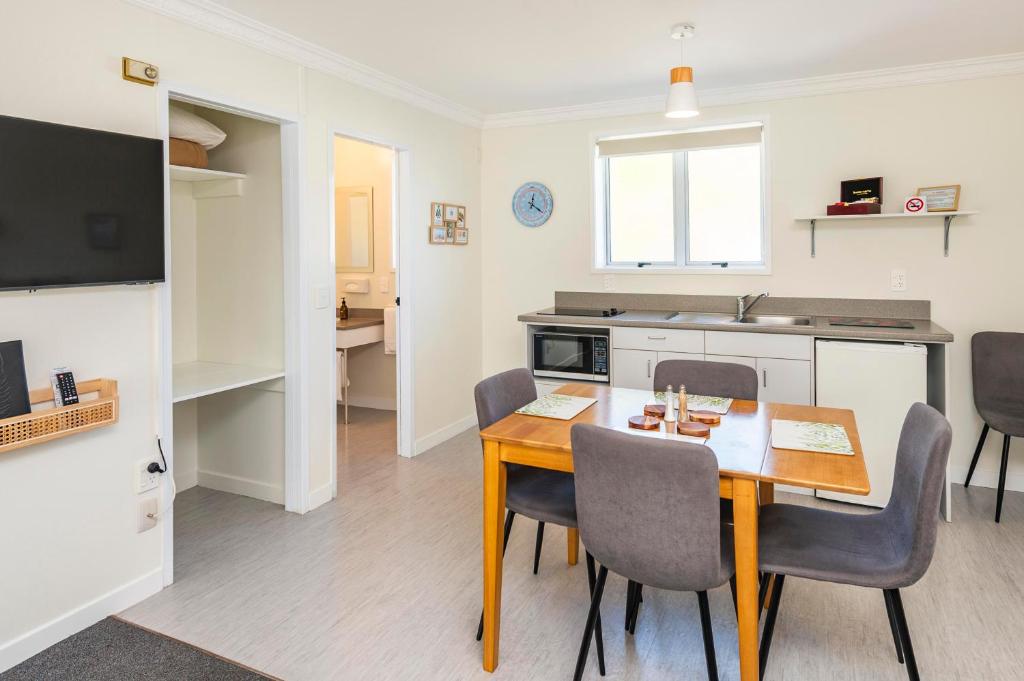 Kings Court Motel - Resim 35