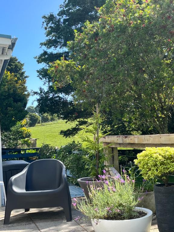 Cone Hill Farmstay - with bush and river walks - 80 sqm self contained - Resim 15