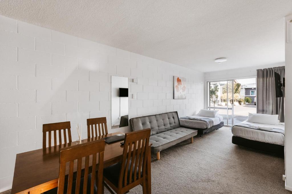 Roselands Motel - Resim 21