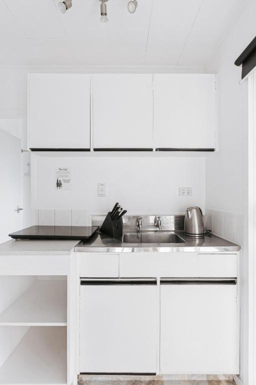 Roselands Motel - Resim 30