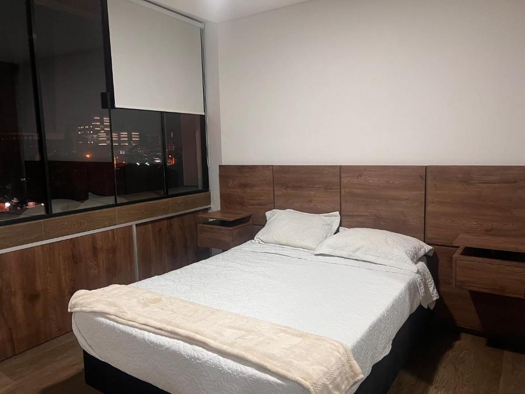 Departamento de lujo, en Equipetrol - Apartamento De Lujo De Una Habitación