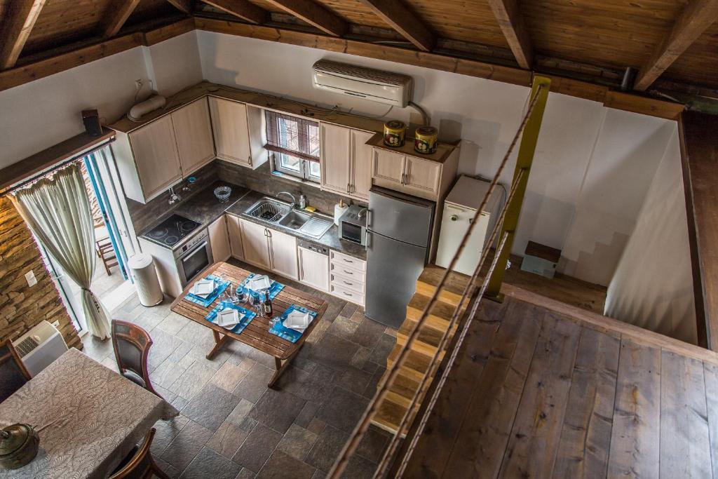 Kuchyň nebo kuchyňský kout v ubytování Portolos House: Escape to Ithaca