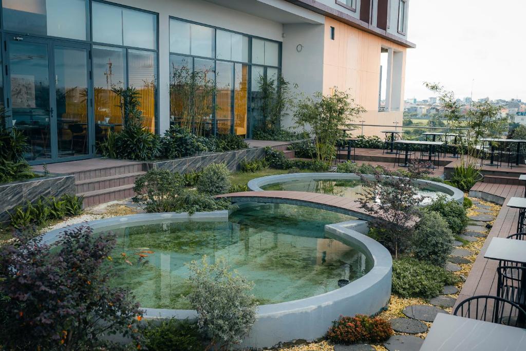 La Vela Hue Hotel - 4